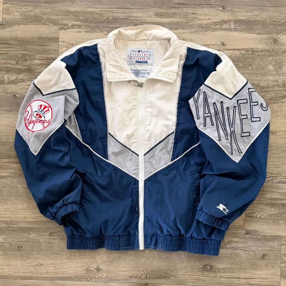 Vintage NY Yankees MLB Starter Windbreaker Jacket Size Small